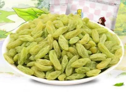 خرید جدیدترین انواع کشمش سبز قلمی